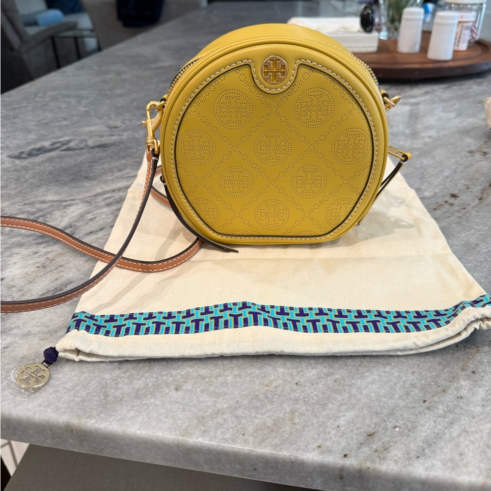 Tory Burch T Monogram Circle Bag